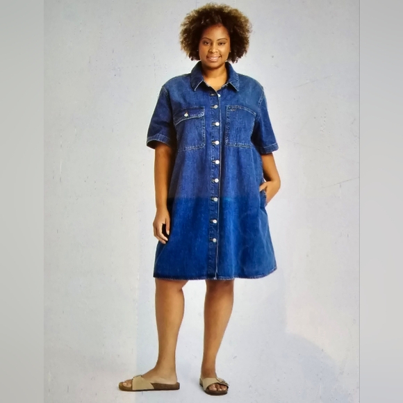 Universal Thread Dresses & Skirts - Universal thread women's denim short sleeve mini shirtdress
